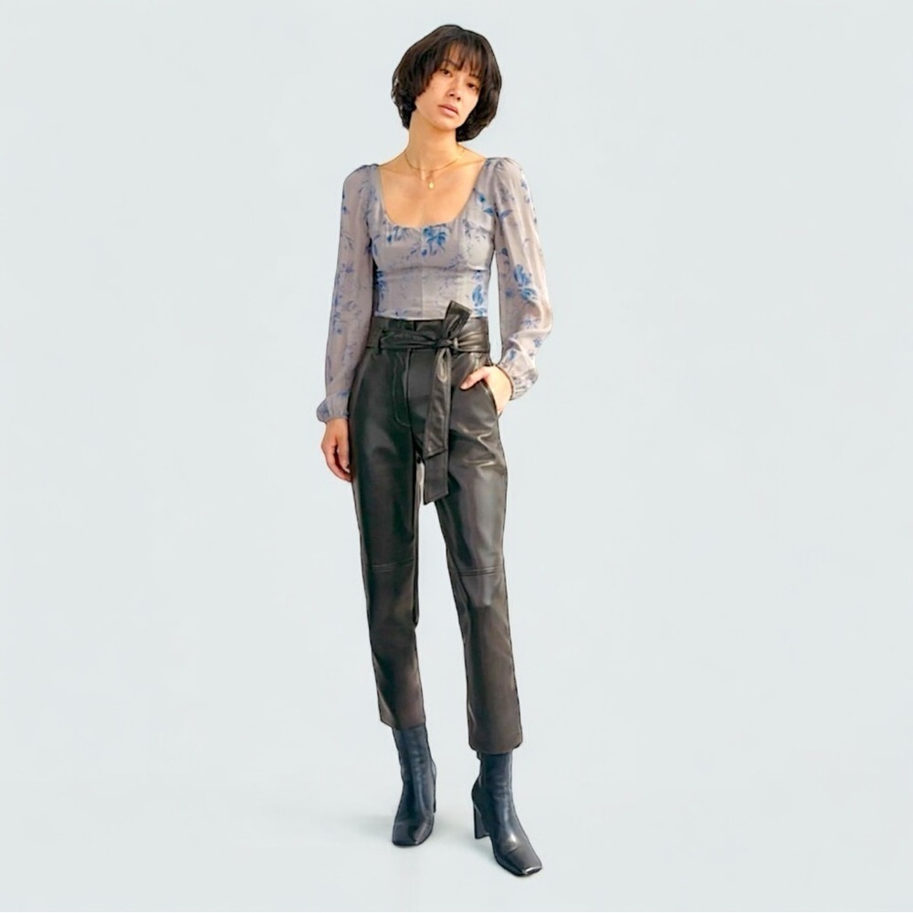 ARITZIA WILFRED New Tie-Front High Waisted Cropped Pant in Vegan Faux Leather